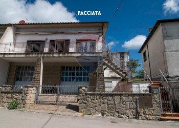 FACCIATA - Casa indipendente VIA DELL'ORFANOTROFIO
 
42, Roccastrada - foto 3
