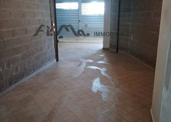 Foto 1 - Box corso bigliati, Albissola Marina - photo 1