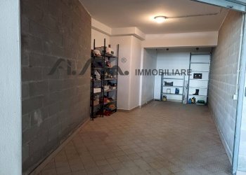 Foto 2 - Box corso bigliati, Albissola Marina - photo 2