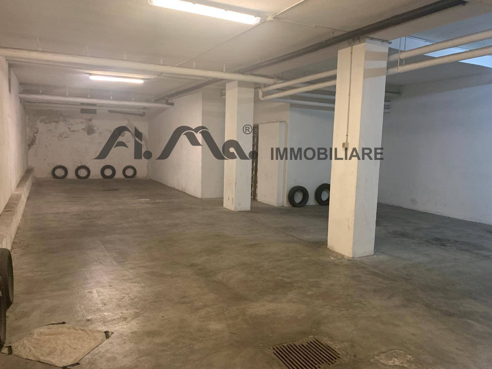 Foto 1 - Box Via Bevilacqua, Savona - photo 1