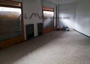 Foto 2 - Commercial Premises Piazza della Chiesa, Quiliano - photo 2