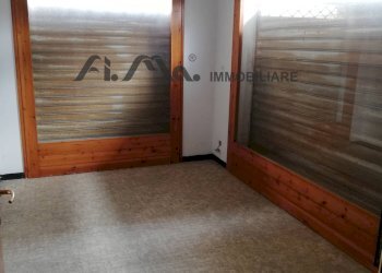 Foto 3 - Commercial Premises Piazza della Chiesa, Quiliano - photo 3