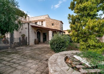 facciata - Villa Fontana Mortella, Siracusa - foto 1