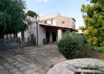 facciata - Villa Fontana Mortella, Siracusa - foto 24