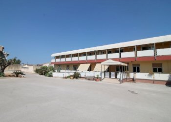 garage - Villa Viale Epipoli, Siracusa - foto 1