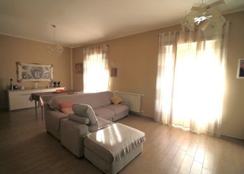 soggiorno - Quadrilocale Viale Tunisi, Siracusa - foto 3