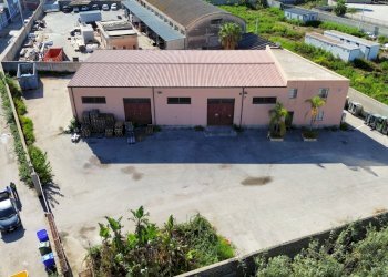 Foto 1 - Shop Via Elorina
 
snc, Siracusa - photo 1