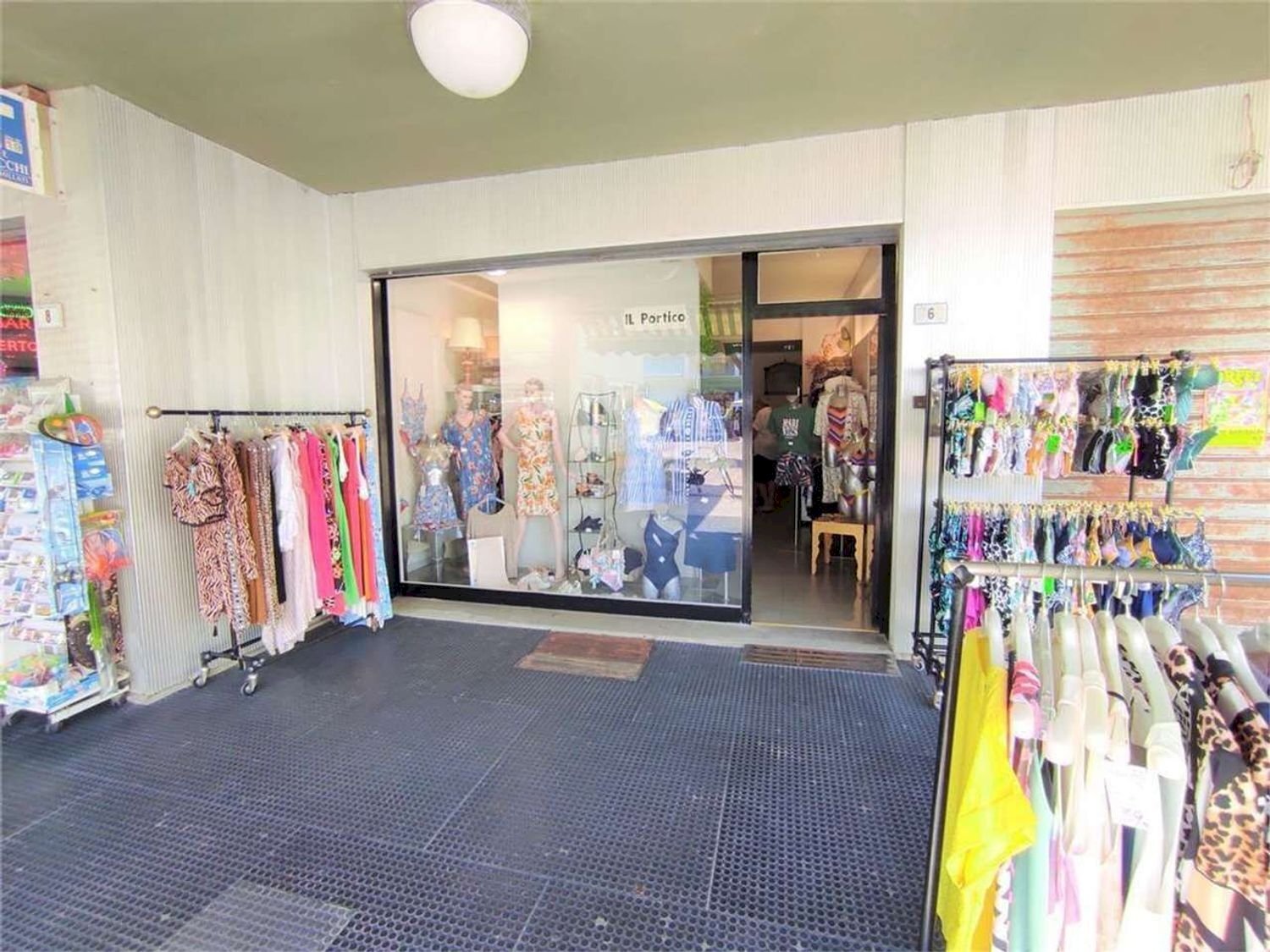 Foto 2 - Capannone Jugoslavia
 
35, Comacchio - foto 2