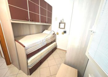 camera da letto - Trilocale dei Frassini
 
10-2, Comacchio - foto 9