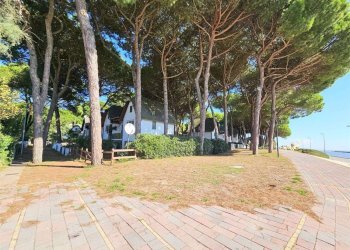 giardino - Villa a Schiera Severo Pozzati Detto Sepo, Comacchio - foto 3