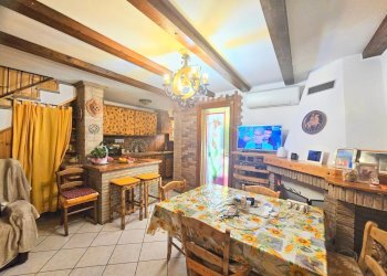 soggiorno - Villa a Schiera Zamboni Ferruccio, Comacchio - foto 3