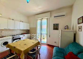 camera da letto - Trilocale Calatafimi, Comacchio - foto 1