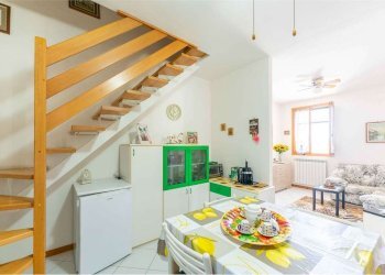 cucina - Villa Bifamiliare Tukory, Comacchio - foto 2