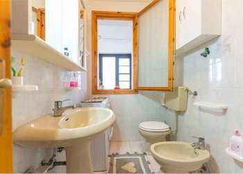 bagno - Villa Bifamiliare Tukory, Comacchio - foto 10