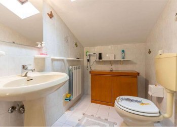 bagno - Villa Bifamiliare Tukory, Comacchio - foto 18