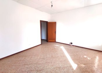 camera da letto - Villa Bifamiliare Agatopisto
 
20, Comacchio - foto 14