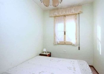 camera - Trilocale Passo del Broccon, Comacchio - foto 11