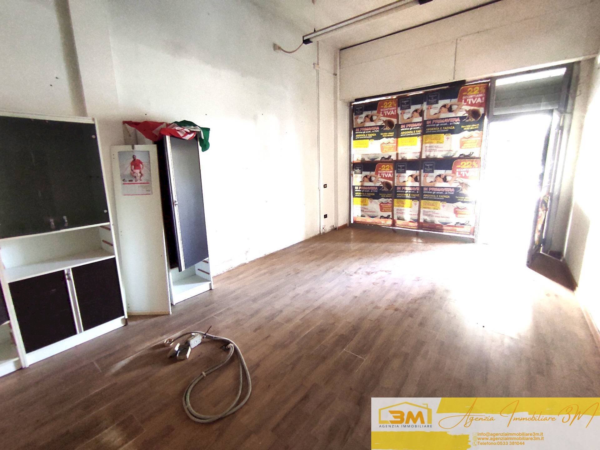 Foto 3 - Commercial Premises viale delle querce, Comacchio - photo 3