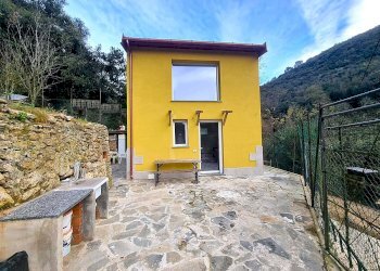 Foto 1 - Casa indipendente Strada comunale Ponci
 
snc, Finale Ligure - foto 1