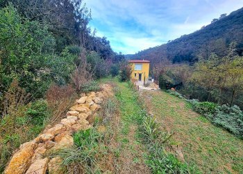 Foto 2 - Casa indipendente Strada comunale Ponci
 
snc, Finale Ligure - foto 2