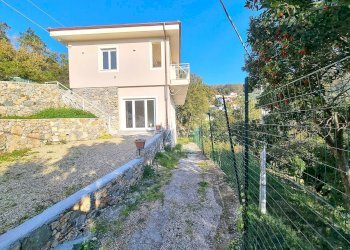 Foto 12 - Trilocale Via per Olle
 
11, Finale Ligure - foto 12