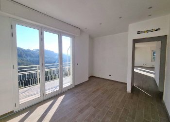 Foto 10 - Trilocale Via per Olle
 
11, Finale Ligure - foto 10