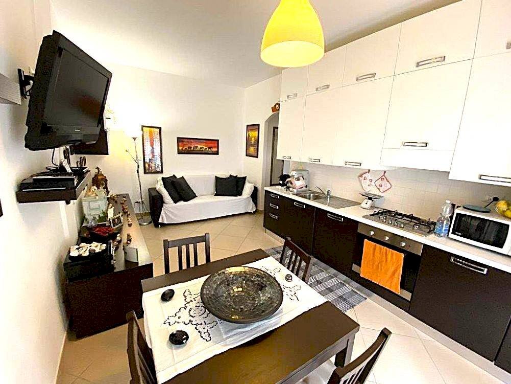 Foto 1 - Trilocale Via Giuseppe Cesare Abba, Finale Ligure - foto 1