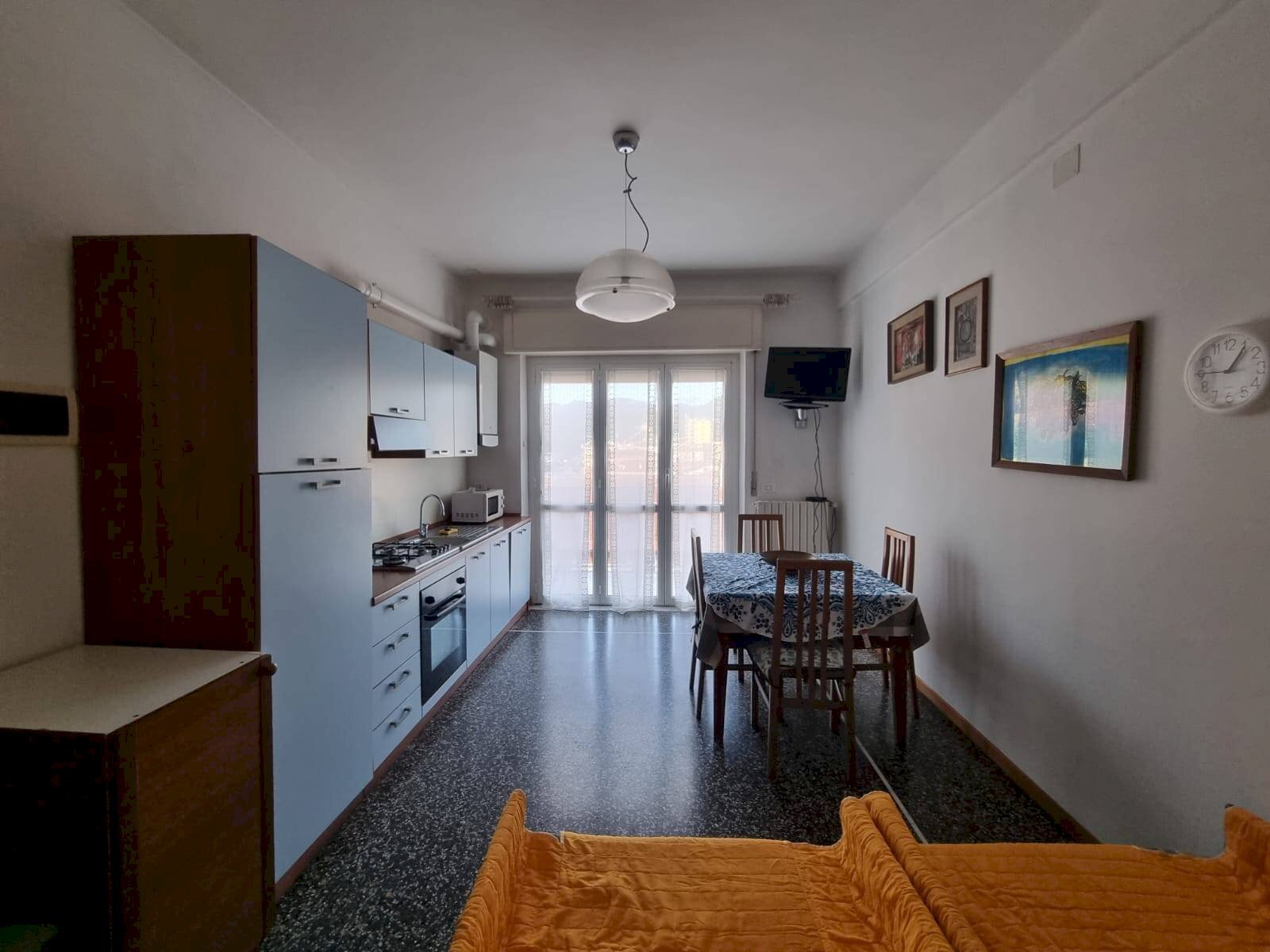 Foto 2 - Trilocale Via Giuseppe Mazzini
 
21, Finale Ligure - foto 2