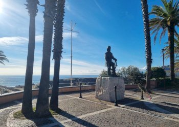 Foto 12 - Trilocale Via Giuseppe Mazzini
 
21, Finale Ligure - foto 12