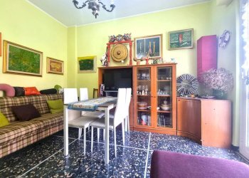 Foto 2 - Trilocale Via Domenico Brunenghi
 
123, Finale Ligure - foto 2