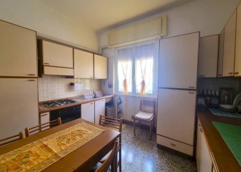 Foto 5 - Trilocale Via Domenico Brunenghi
 
123, Finale Ligure - foto 5