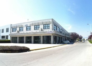 vista - Commercial Premises Porta Rossa
 
1, Cuneo - photo 1