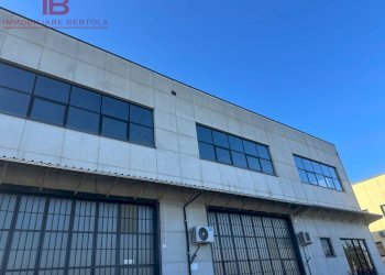 Foto 11 - Commercial Premises Porta Rossa
 
1, Cuneo - photo 11