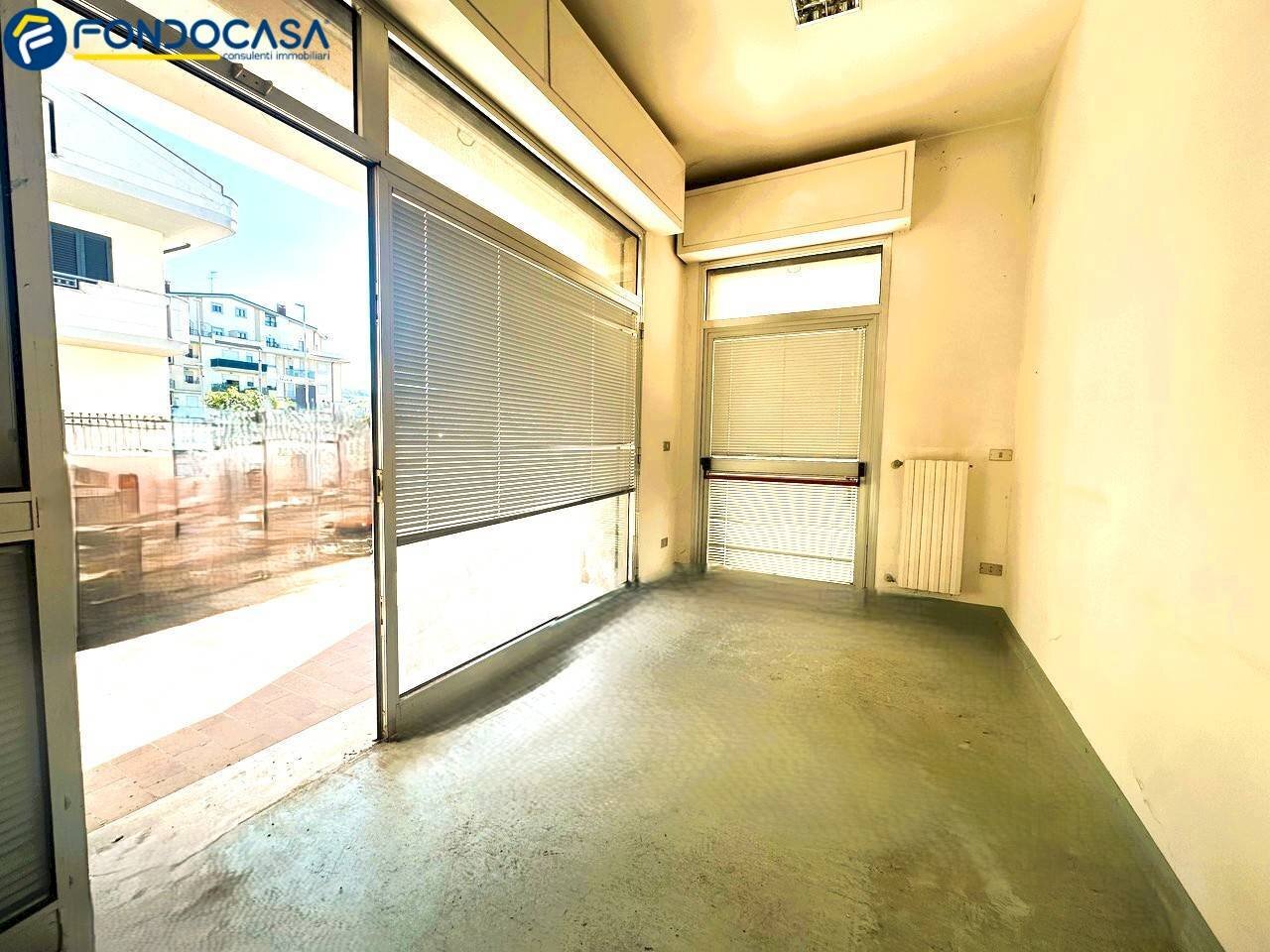 Foto 3 - Commercial Premises Via Tagliamento, Martinsicuro - photo 3