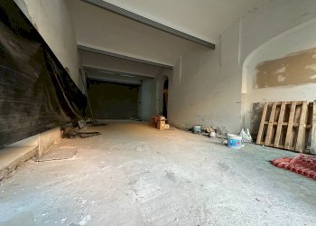 Foto 3 - Commercial Premises via Gerolamo Acerbis
10, Alzano Lombardo - photo 3