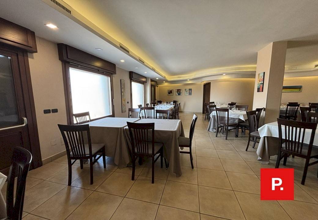 Foto 2 - Commercial Activity Via Domenico Mondo
 
37, Caserta - photo 2