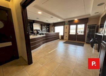 Foto 4 - Commercial Activity Via Domenico Mondo
 
37, Caserta - photo 4