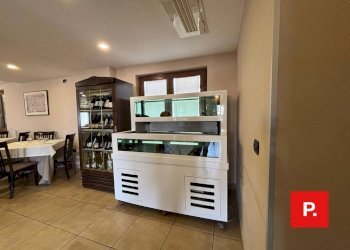 Foto 5 - Commercial Activity Via Domenico Mondo
 
37, Caserta - photo 5