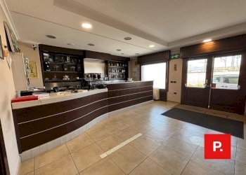 Foto 8 - Commercial Activity Via Domenico Mondo
 
37, Caserta - photo 8