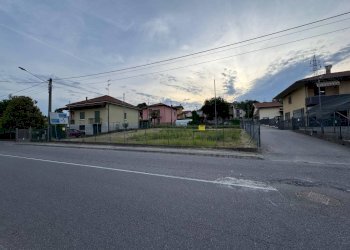 Zona - Terreno edificabile via Borghi, Biandronno - foto 12