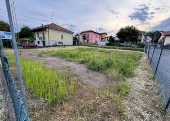 Terreno - Building land via Borghi, Biandronno - photo 1