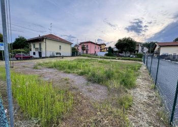 Terreno - Building land via Borghi, Biandronno - photo 26