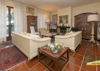 Salone - Villa via Barbara Allason, Pecetto Torinese - photo 22