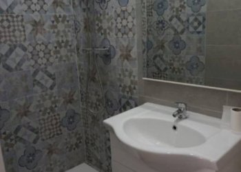 Bagno - Quadrilocale piazza Raffaele Sopranis, 3, Genova (zona Dinegro) - foto 15