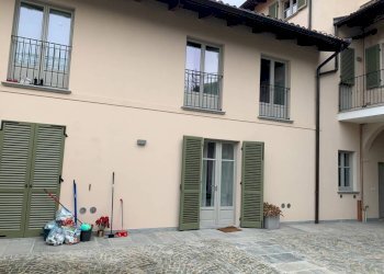 Facciata - Bilocale via Camillo Benso di Cavour, Cherasco - foto 4