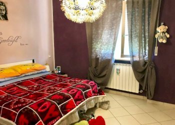 Camera da letto - Bilocale via della Battaglia, frazione Madonna dell'Olmo, Cuneo - foto 5
