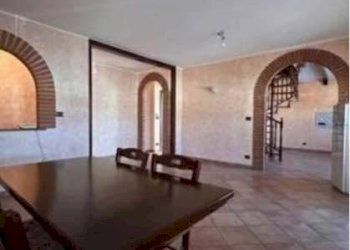 Salone - Quadrilocale via Don Luigi Sturzo, Borgo San Dalmazzo - foto 5