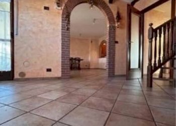 Interno appartamento - Quadrilocale via Don Luigi Sturzo, Borgo San Dalmazzo - foto 6