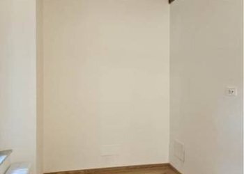 Stanza non arredata - Trilocale Cuneo (zona Centro) - foto 12