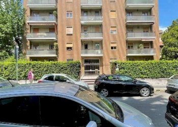 Facciata - Three-room apartment via dei Valtorta, 11, Milano - photo 2